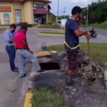 Limpieza y saneamiento de aguas grises en Roatán