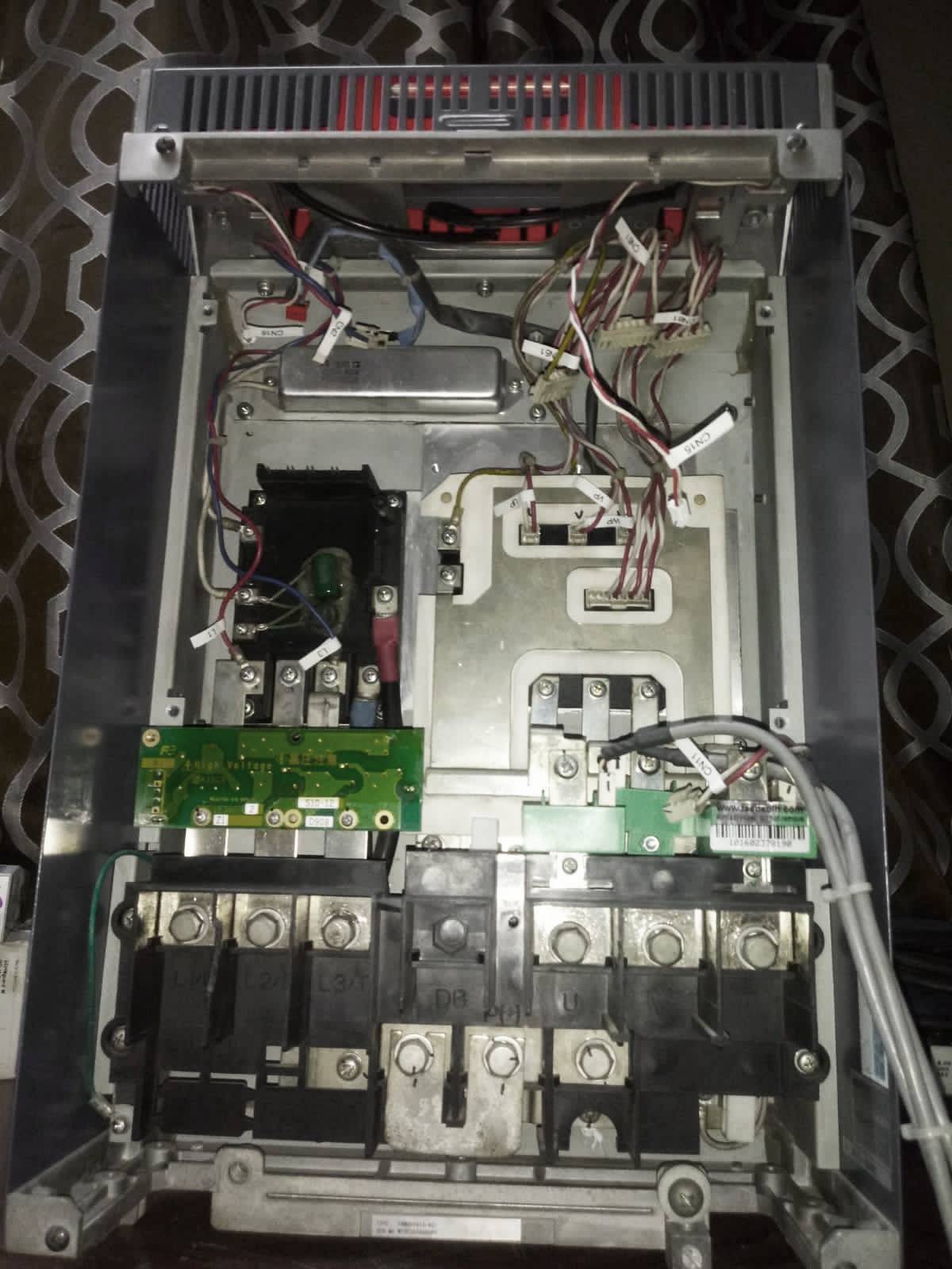 Mantenimiento preventivo y correctivo de sistema de velocidad variable (VFD) en cualquier potencia